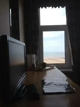 **  Monarch Hotel Bridlington United Kingdom